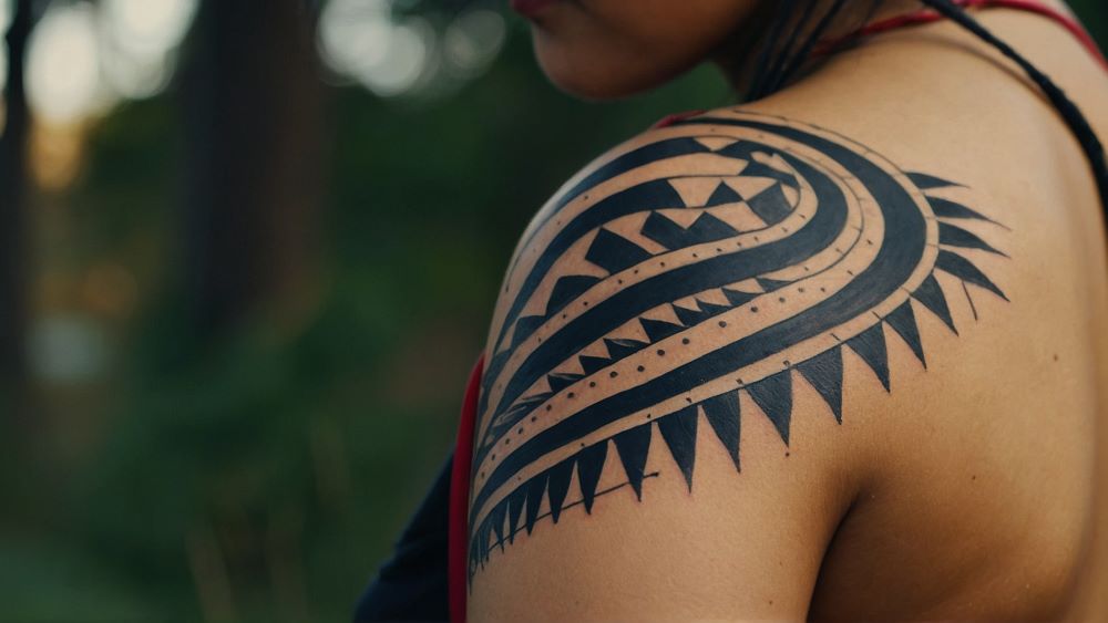 tatuaje tribal mujer